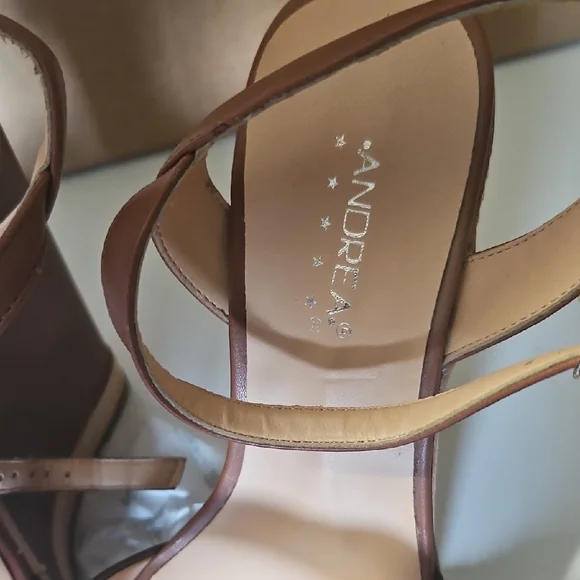 ANDREA FENZI Tan Leather Wedge Sandals - Picture 8 of 9